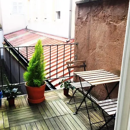 2 Au Coeur De Apartment *